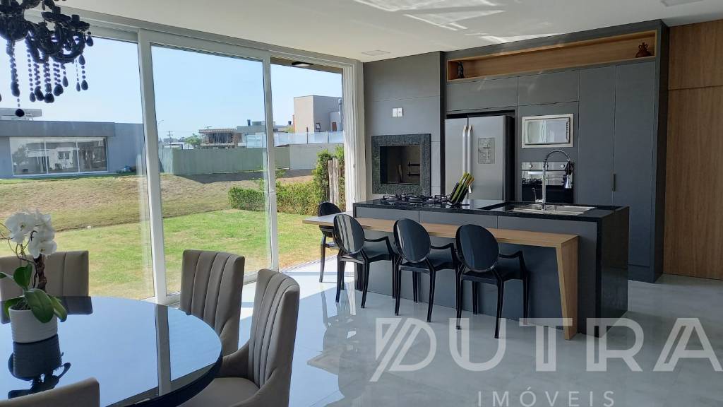 Casa em Condomínio 4 dormitórios para venda, parque Antártida  em Capão da Canoa | Ref.: 2811