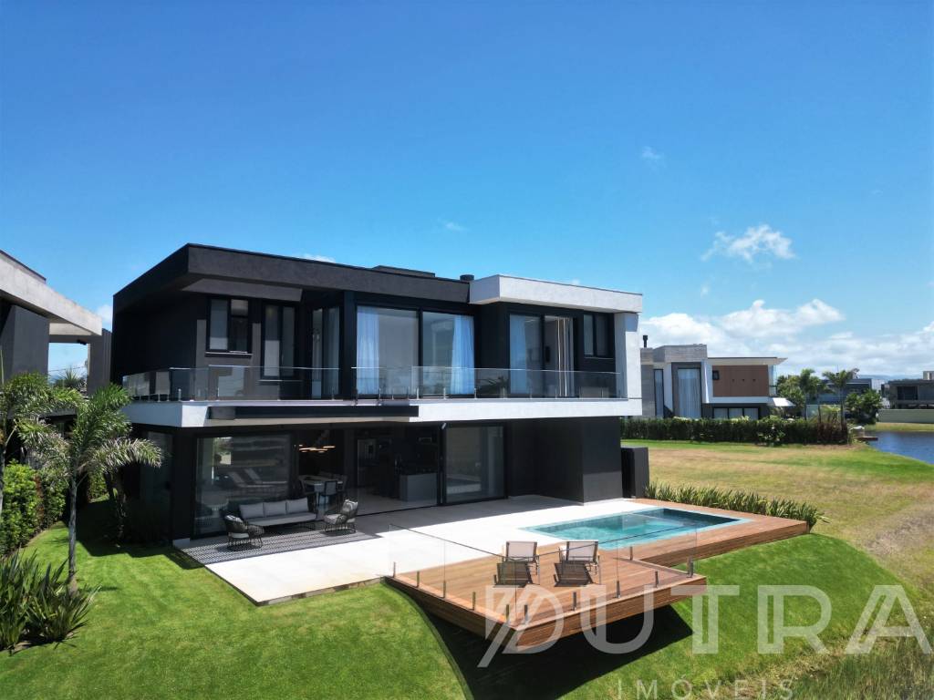 Casa em Condomínio 5 dormitórios para venda, Centro em Xangri-lá | Ref.: 3540