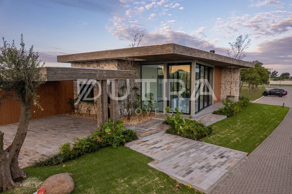 Casa em Condomínio 4 dormitórios para venda, Arroio texeira em Capão da Canoa | Ref.: 4314