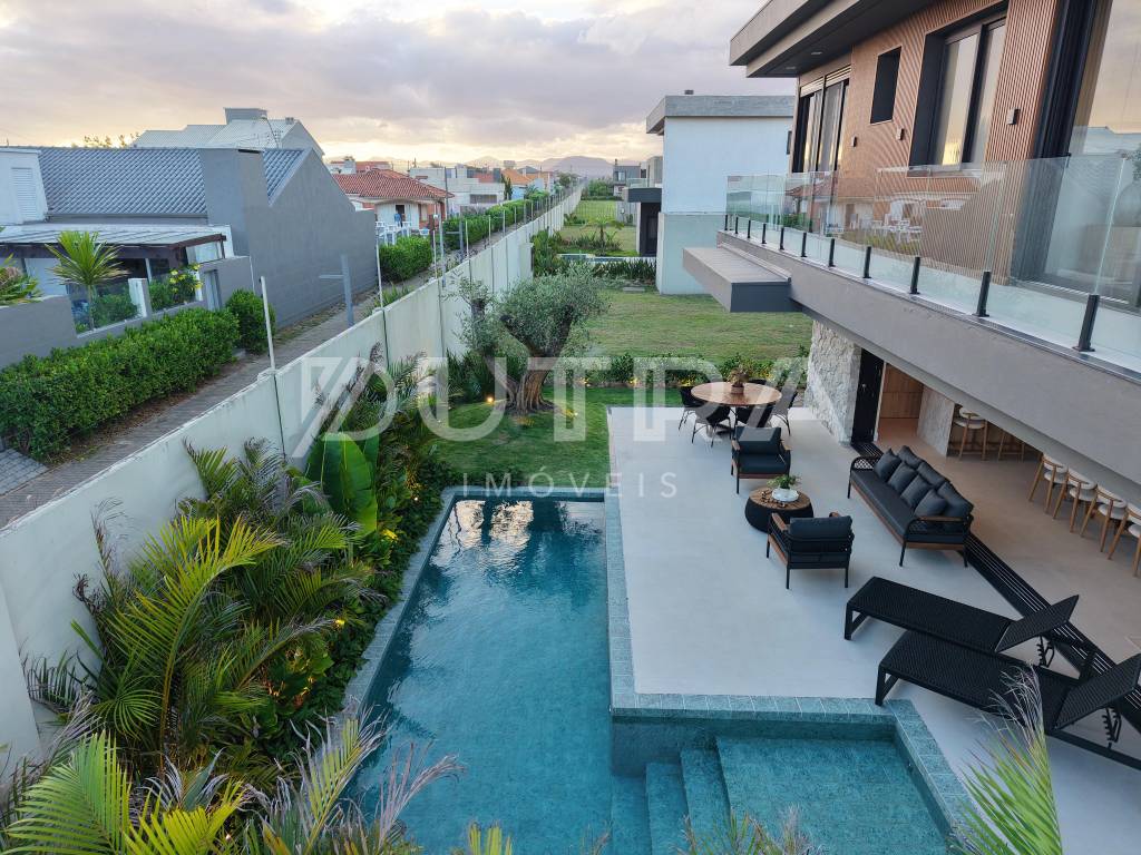 Casa em Condomínio 6 dormitórios para venda, Beira Mar em Xangri-lá | Ref.: 4346